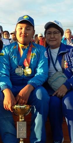 чемпион в спортинге Николаев Рамир с тренером Павловой А.Д.